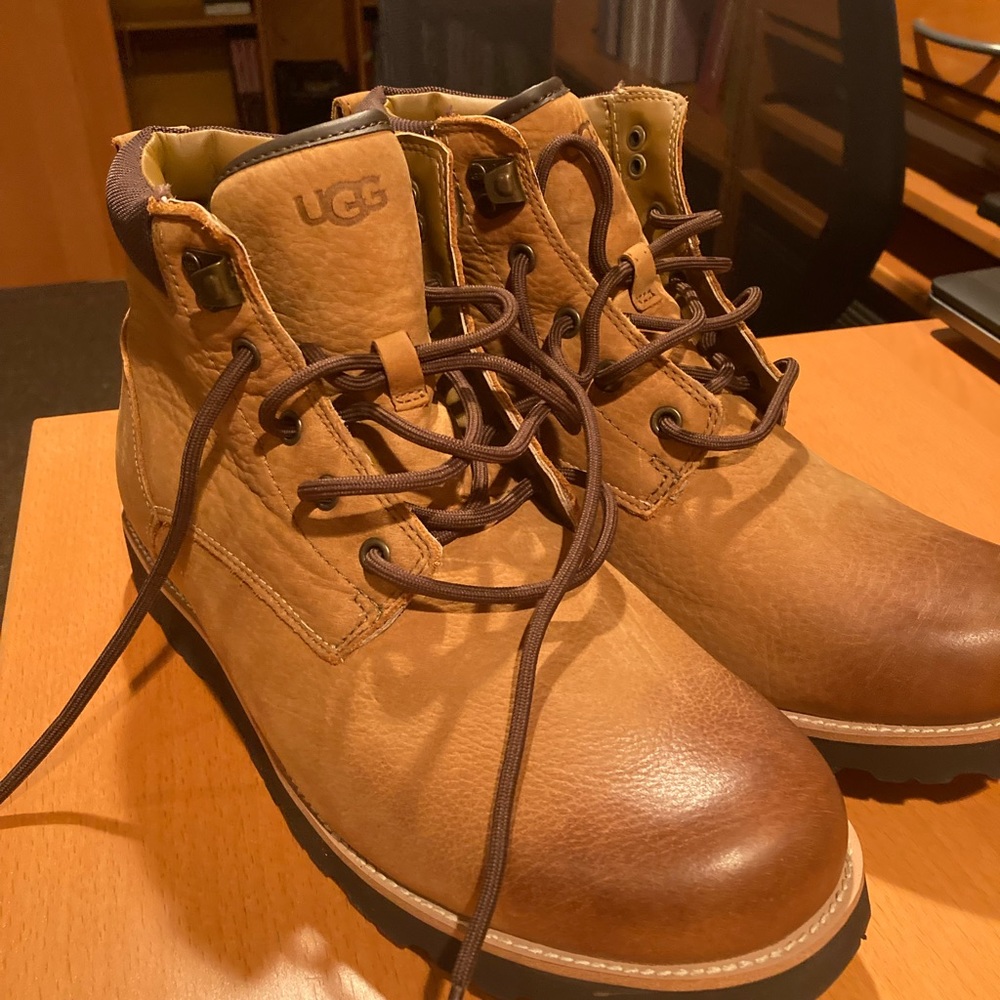 UGG BOOTS  Men’s Teton SL.